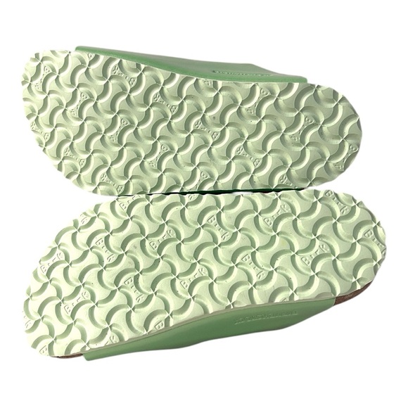 Birkenstock Arizona Kids – Electric Metallic Mineral – EU 26 (US Kids 8) - Picture 5 of 6